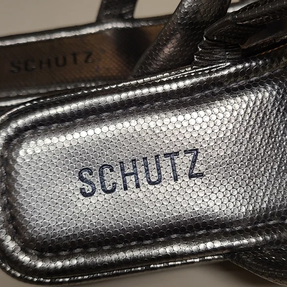 SCHUTZ Silver Slide Sandals with Modern Design - Picture 8 of 10